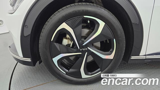 Kia EV6 Long Range Earth 2022 — фото 5