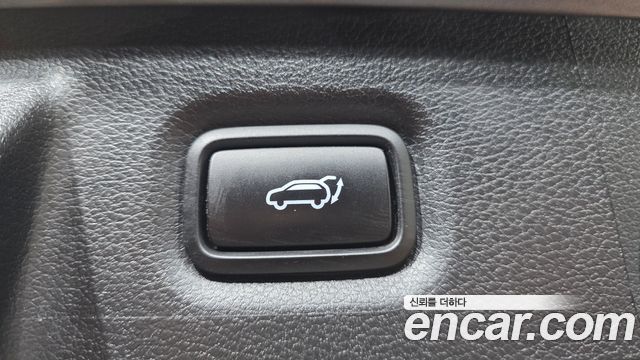 Hyundai Santa Fe Diesel 2.2 2WD Exclusive 2023 — фото 18