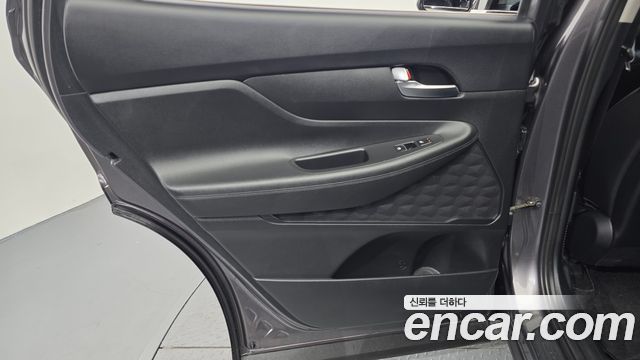 Hyundai Santa Fe Diesel 2.2 2WD Exclusive 2023 — фото 25
