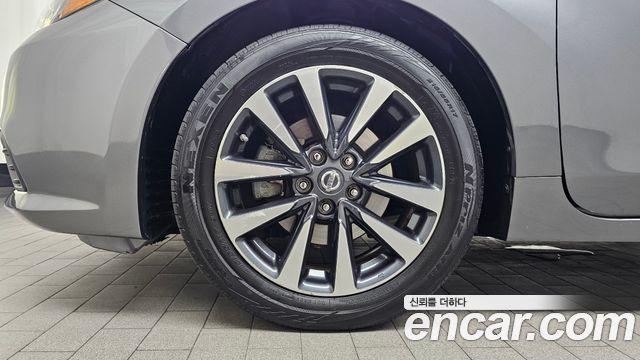 Nissan Altima 2.5 L33 2017 — фото 5