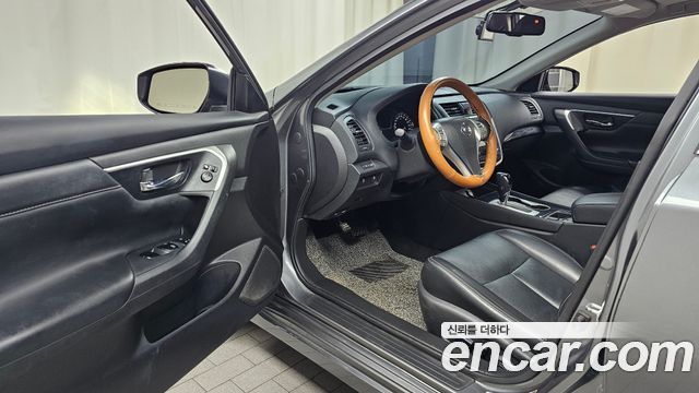 Nissan Altima 2.5 L33 2017 — фото 10