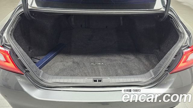 Nissan Altima 2.5 L33 2017 — фото 20