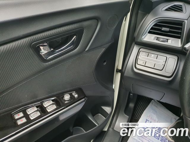 KG Mobility (SsangYong) Tivoli Diesel LX 2WD 2017 — фото 18