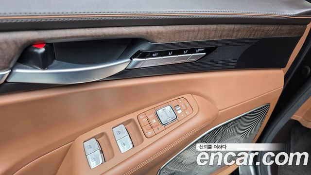 Genesis G90 3.3 T AWD Premium 2021 — фото 28