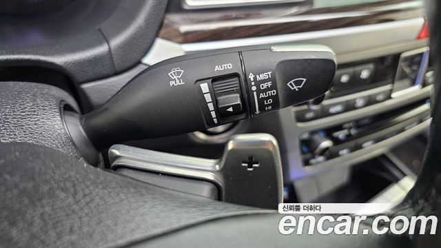 Genesis G80 3.3 GDI AWD Premium Luxury 2018 — фото 20
