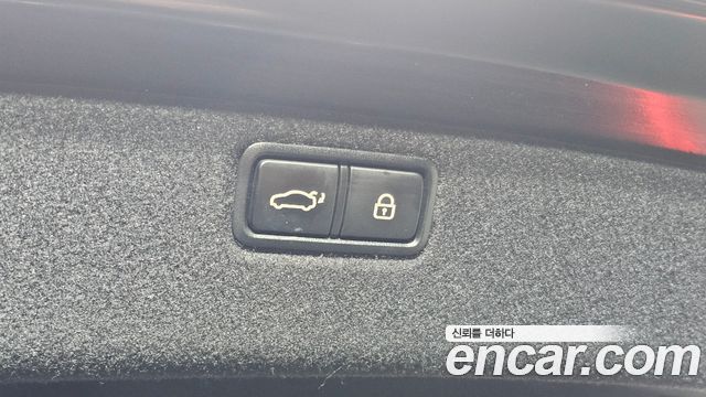 Genesis G80 3.3 GDI AWD Premium Luxury 2018 — фото 31
