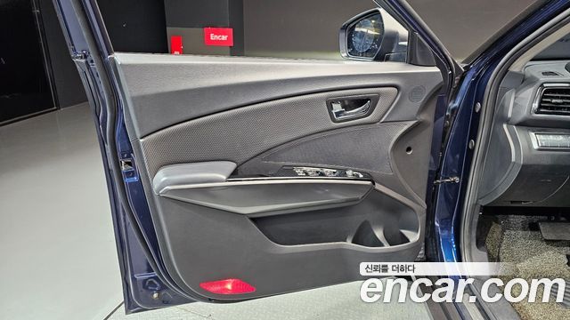 KG Mobility (SsangYong) Very New Tivoli Gasoline 1.5 2WD V5 2020 — фото 24
