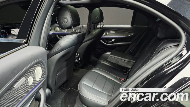 Mercedes-Benz E-Class (W213) E350 4MATIC AMG Line 2021 — фото 12