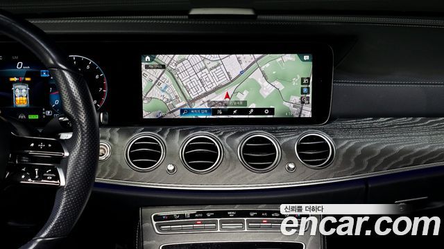 Mercedes-Benz E-Class (W213) E350 4MATIC AMG Line 2021 — фото 13