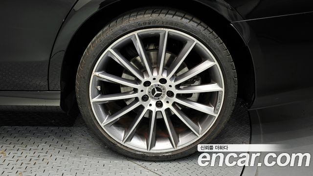 Mercedes-Benz E-Class (W213) E350 4MATIC AMG Line 2021 — фото 21