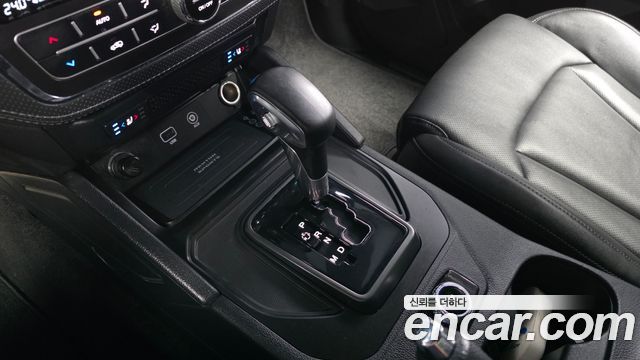 KG Mobility (SsangYong) Rexton Sports Khan Diesel 2.2 4WD Prestige 2021 — фото 9