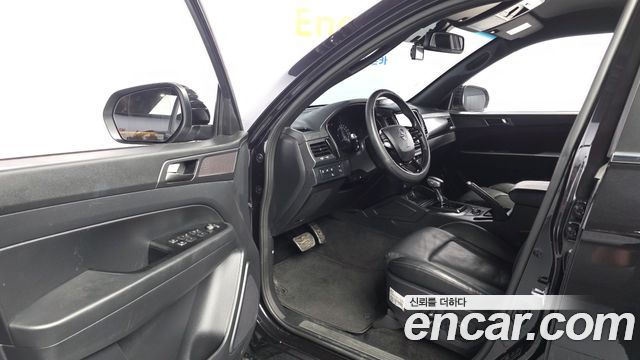 KG Mobility (SsangYong) Rexton Sports Khan Diesel 2.2 4WD Prestige 2021 — фото 10