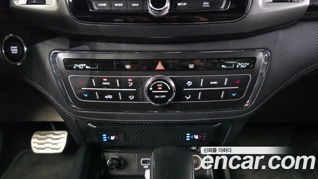 KG Mobility (SsangYong) Rexton Sports Khan Diesel 2.2 4WD Prestige 2021 — фото 16