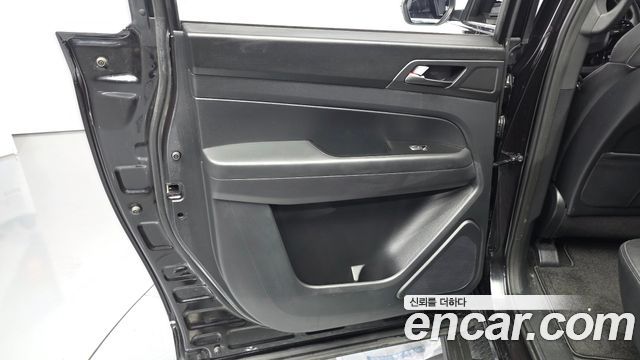KG Mobility (SsangYong) Rexton Sports Khan Diesel 2.2 4WD Prestige 2021 — фото 25