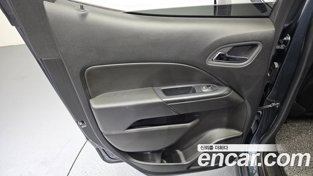 Chevrolet Colorado 3.6 Extreme-X 4WD Sports Bar 2020 — фото 25