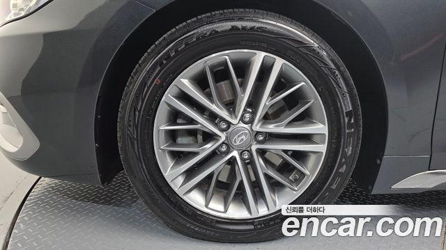 Hyundai Grandeur (IG) 2.4 Premium 2019 — фото 5