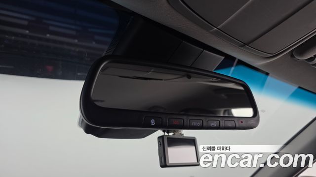 Hyundai Grandeur (IG) 2.4 Premium 2019 — фото 15