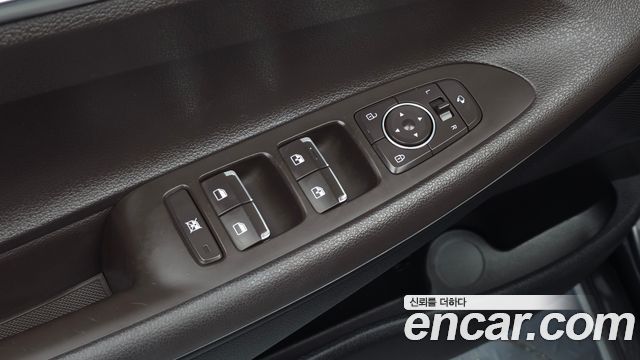Hyundai Grandeur (IG) 2.4 Premium 2019 — фото 19