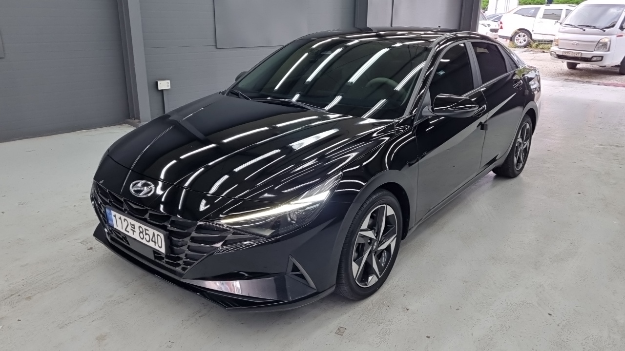 Hyundai Avante (CN7) 1.6 Inspiration 2023 — фото 1