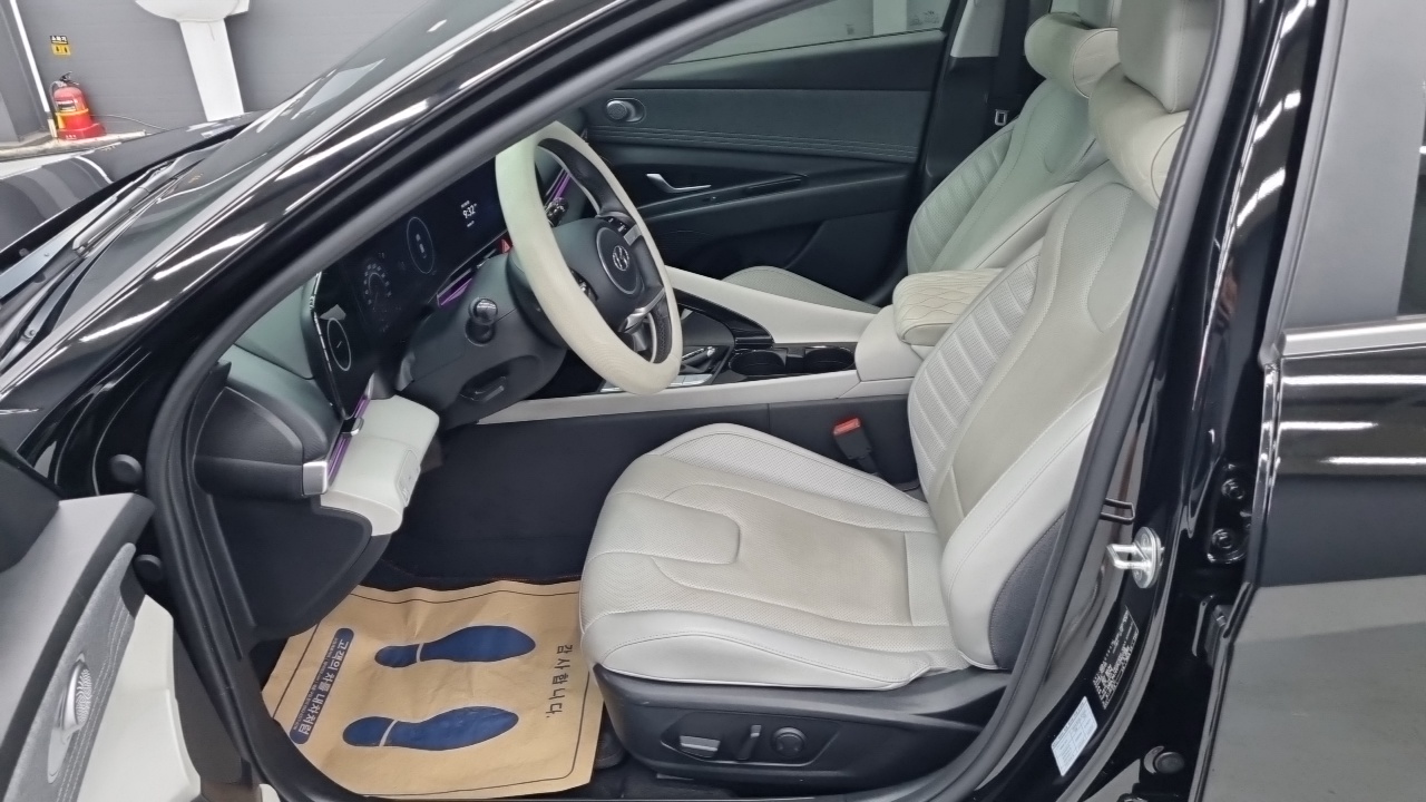 Hyundai Avante (CN7) 1.6 Inspiration 2023 — фото 7