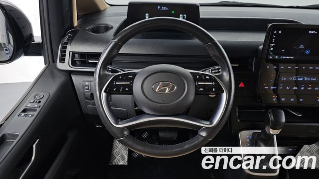 Hyundai Staria Tourer 11-Seater Modern 2023 — фото 15