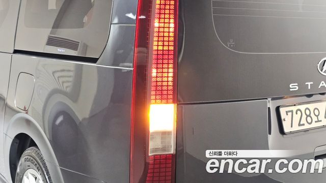 Hyundai Staria Tourer 11-Seater Modern 2023 — фото 23