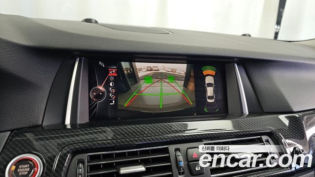 BMW 5 Series (F10) 520d xDrive Luxury Plus 2016 — фото 15