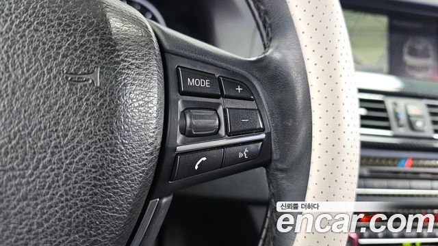 BMW 5 Series (F10) 520d xDrive Luxury Plus 2016 — фото 31