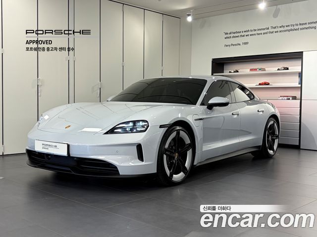 Porsche Taycan Base 4