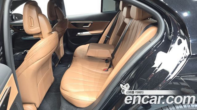 Mercedes-Benz E-Class (W214) E200 AMG Line 2026 — фото 15