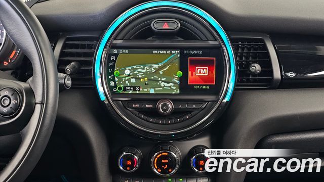 MINI Cooper 5Door HIGH 3rd 2019 — фото 13