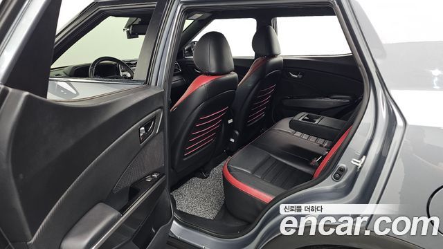 KG Mobility (SsangYong) Very New Tivoli Gasoline 1.5 2WD V7 2023 — фото 12
