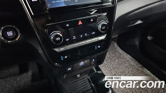KG Mobility (SsangYong) Very New Tivoli Gasoline 1.5 2WD V7 2023 — фото 17