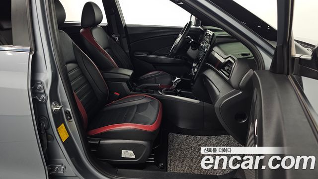 KG Mobility (SsangYong) Very New Tivoli Gasoline 1.5 2WD V7 2023 — фото 26