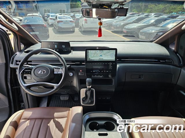 Hyundai Staria L3.5 Camper 2023 — фото 7