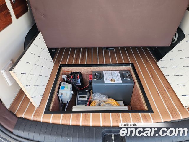 Hyundai Staria L3.5 Camper 2023 — фото 8
