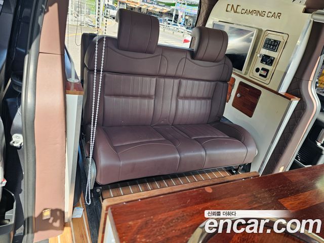 Hyundai Staria L3.5 Camper 2023 — фото 10
