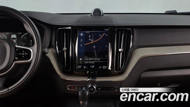Volvo XC60 (II) D4 Inscription 2018 — фото 14
