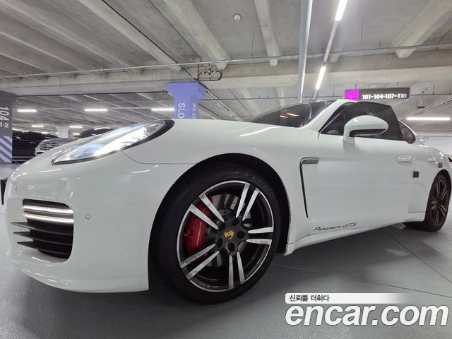 Porsche Panamera 4.8 GTS 970