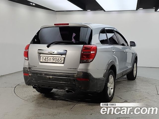 Chevrolet Captiva 2WD LS 2015 — фото 4