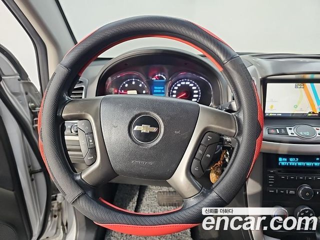 Chevrolet Captiva 2WD LS 2015 — фото 8