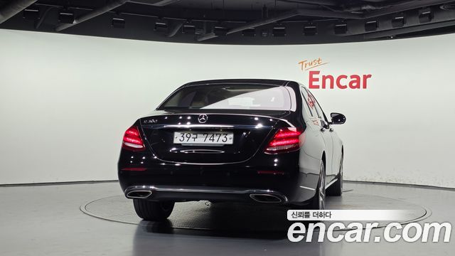 Mercedes-Benz E-Class (W213) E300 Exclusive 2018 — фото 4