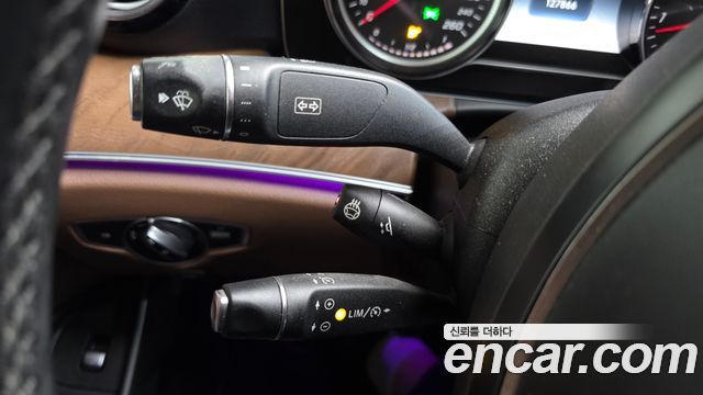 Mercedes-Benz E-Class (W213) E300 Exclusive 2018 — фото 28