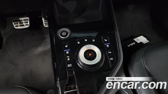 Kia Niro EV Earth 2023 — фото 9