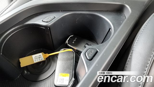 Kia Niro EV Earth 2023 — фото 16