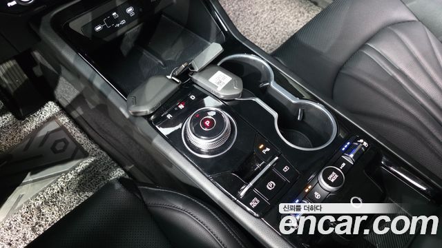 Kia K5 (III) 2.0 LPi Signature 2024 — фото 9