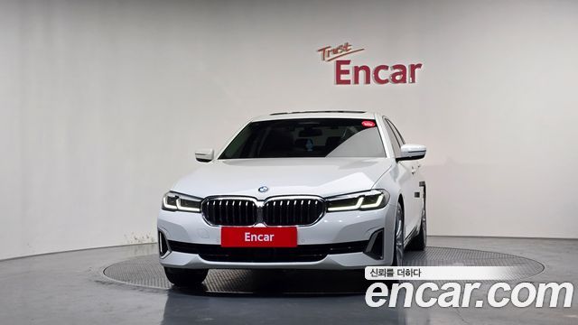 BMW 5 Series (G30) 530i Luxury 2023 — фото 3