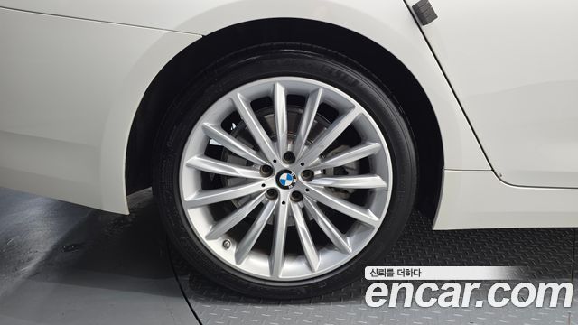 BMW 5 Series (G30) 530i Luxury 2023 — фото 5