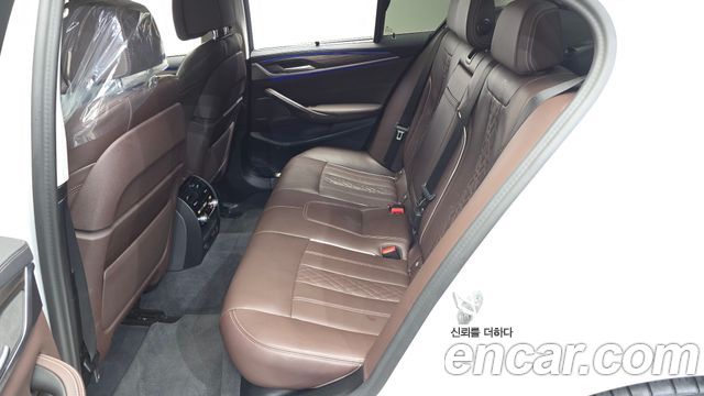 BMW 5 Series (G30) 530i Luxury 2023 — фото 11
