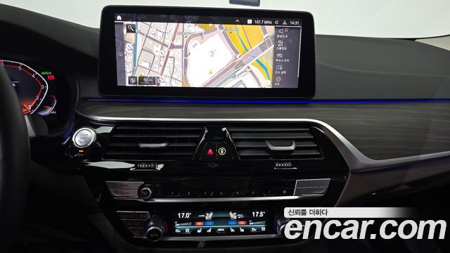 BMW 5 Series (G30) 530i Luxury 2023 — фото 12